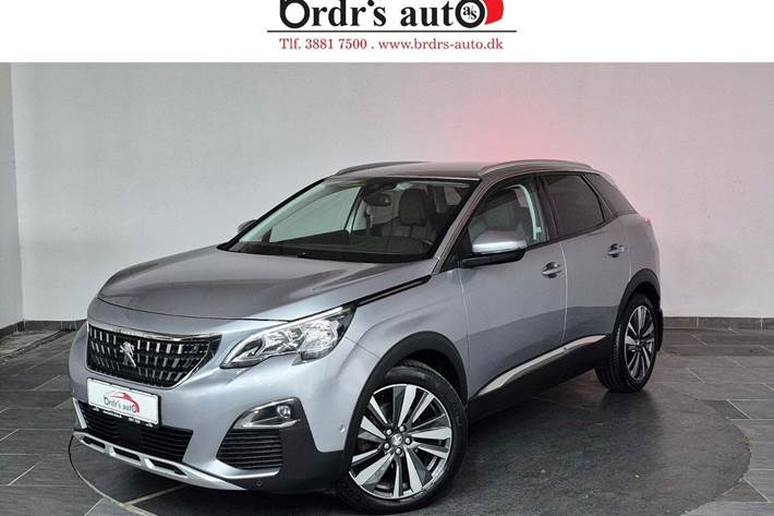Grå Peugeot 3008 fra 2019 set udefra