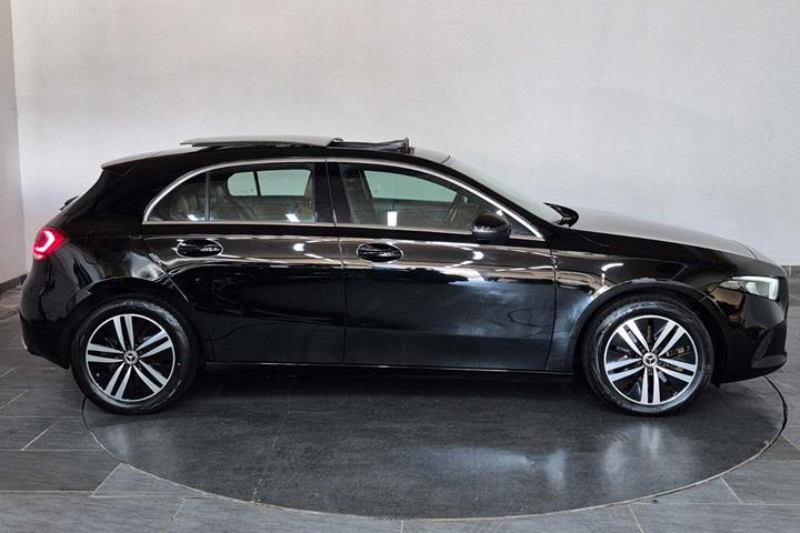 Sort Mercedes A250 e fra 2021