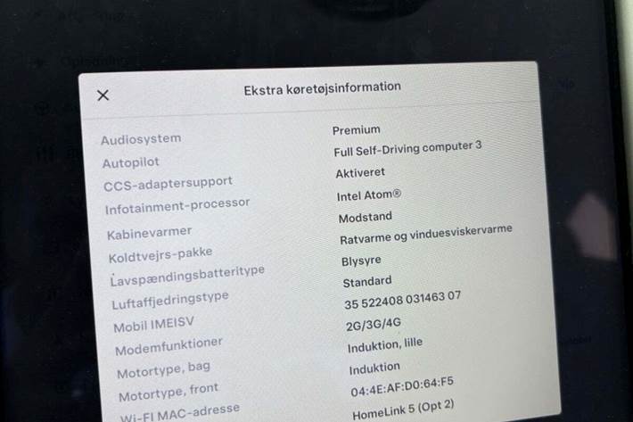 Grå Tesla Model S fra 2019 set indefra