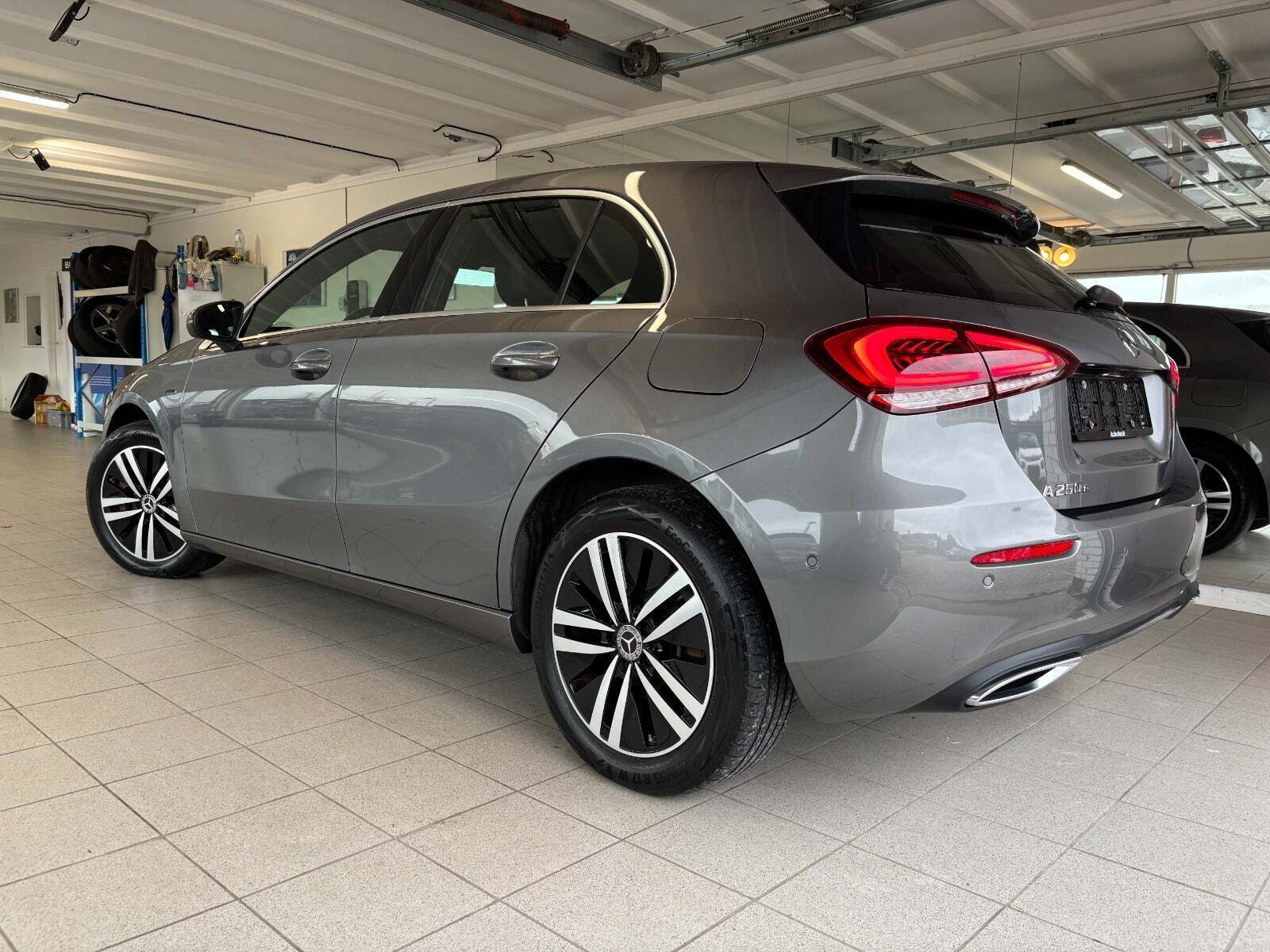 Mercedes A250 e 1,3 Progressive aut.