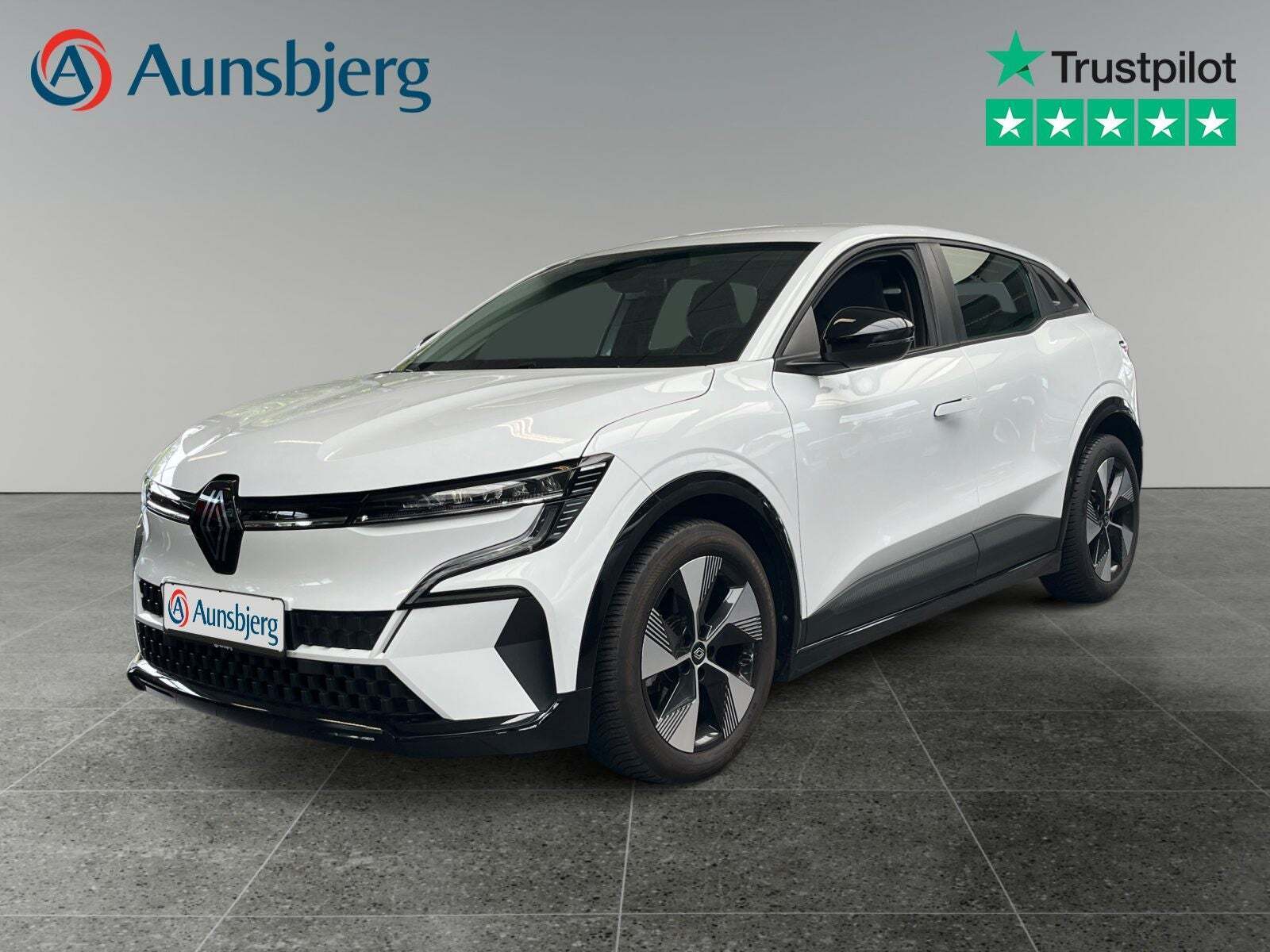 Hvid Renault Megane E-Tech fra 2022