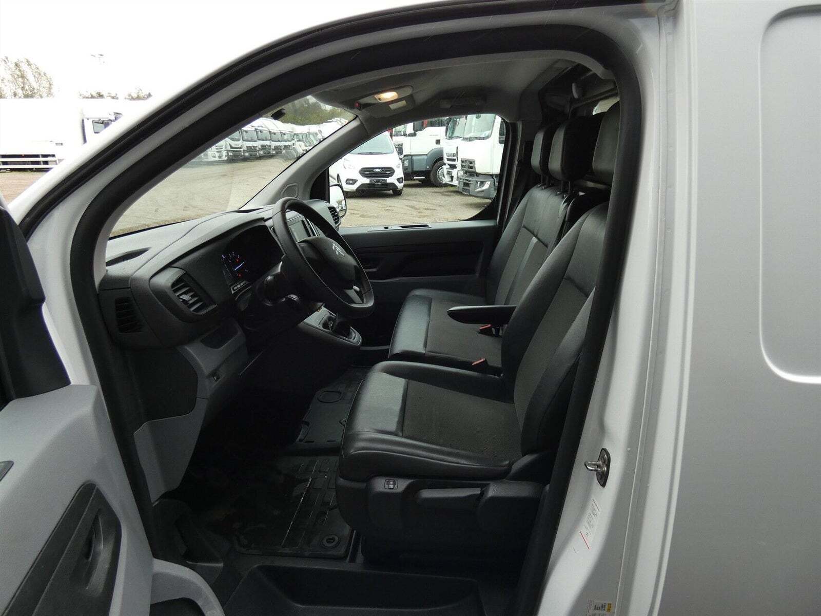 Citroën Jumpy 2,0 BlueHDi 122 L2