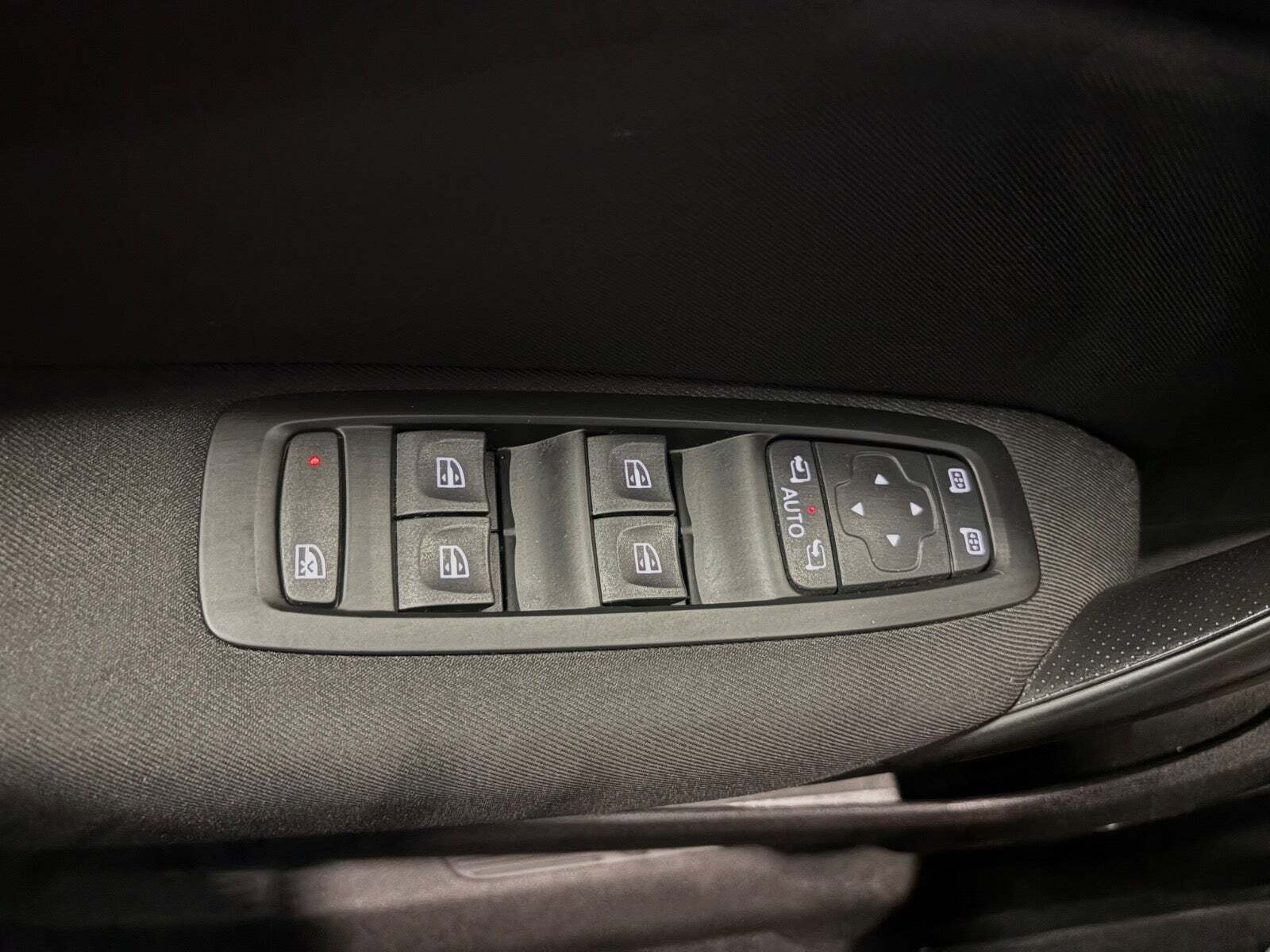 Hvid Renault Megane IV fra 2020