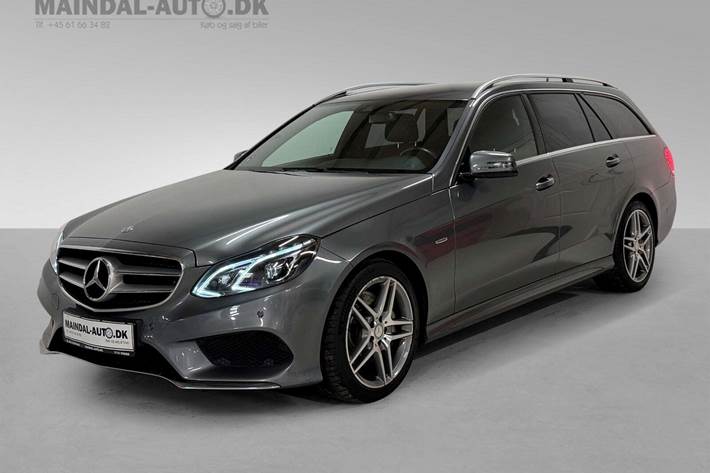 Sort Mercedes E400 fra 2016 set udefra