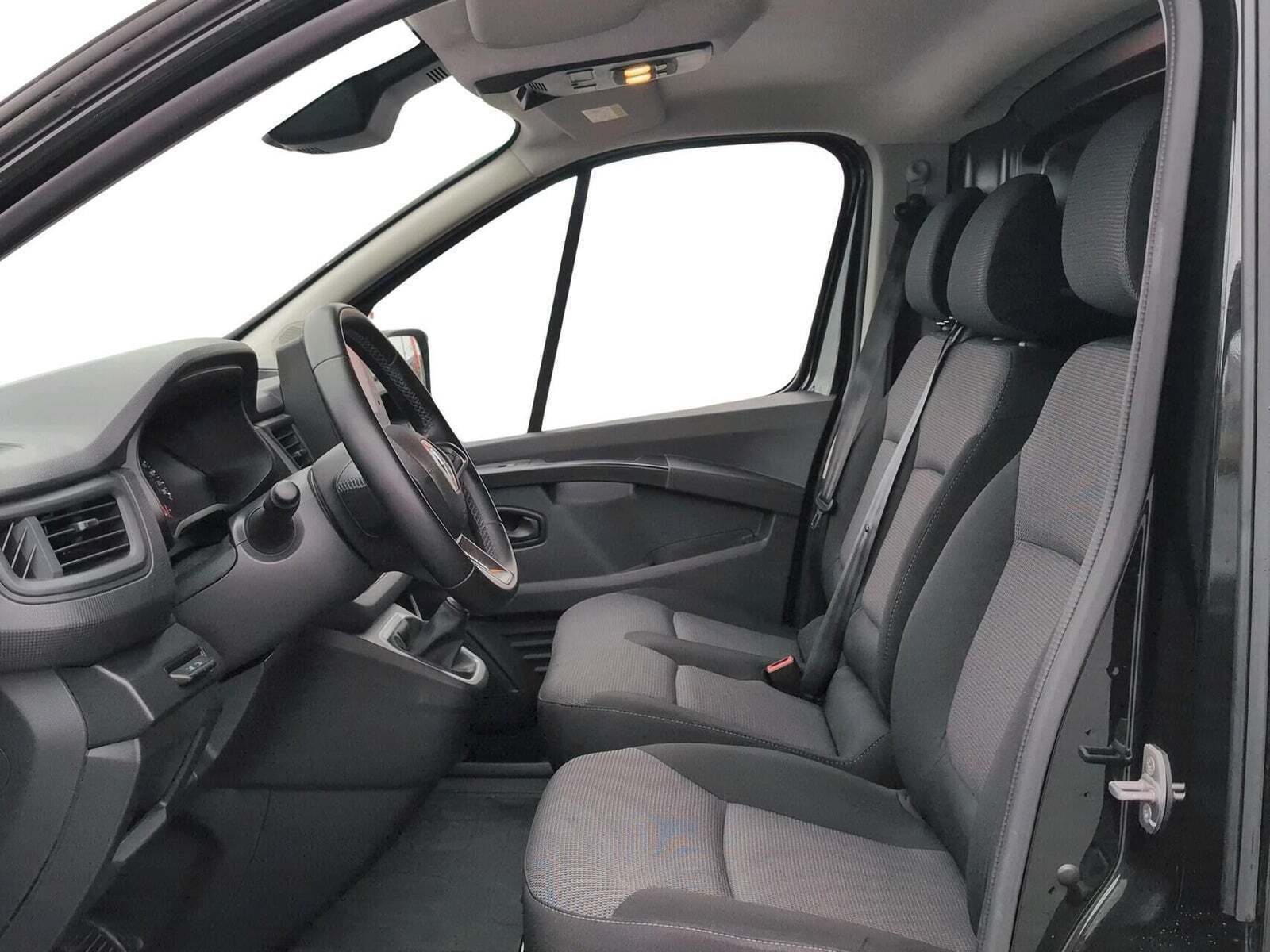 Renault Trafic 2,0 dCi 150 L2H1 Tekno