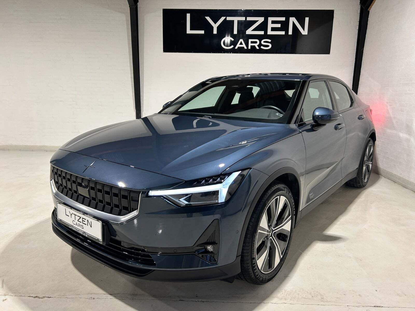 undefined Polestar 2 fra 2023 set udefra
