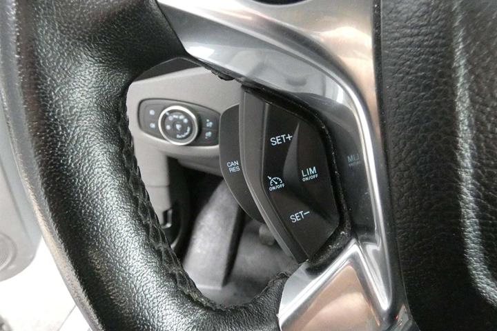 Hvid Ford Transit Connect fra 2019
