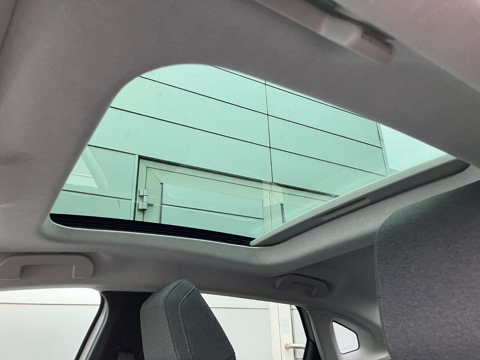 Hvid Citroën ë-C4 X fra 2023