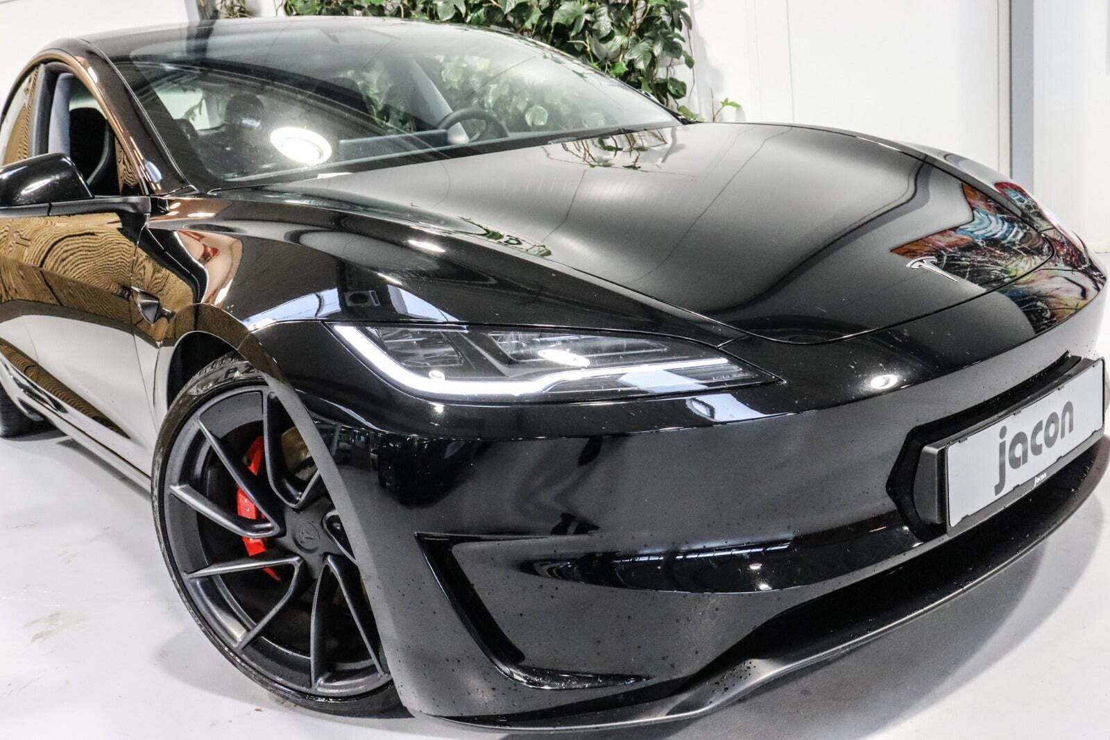 Tesla Model 3 Performance AWD