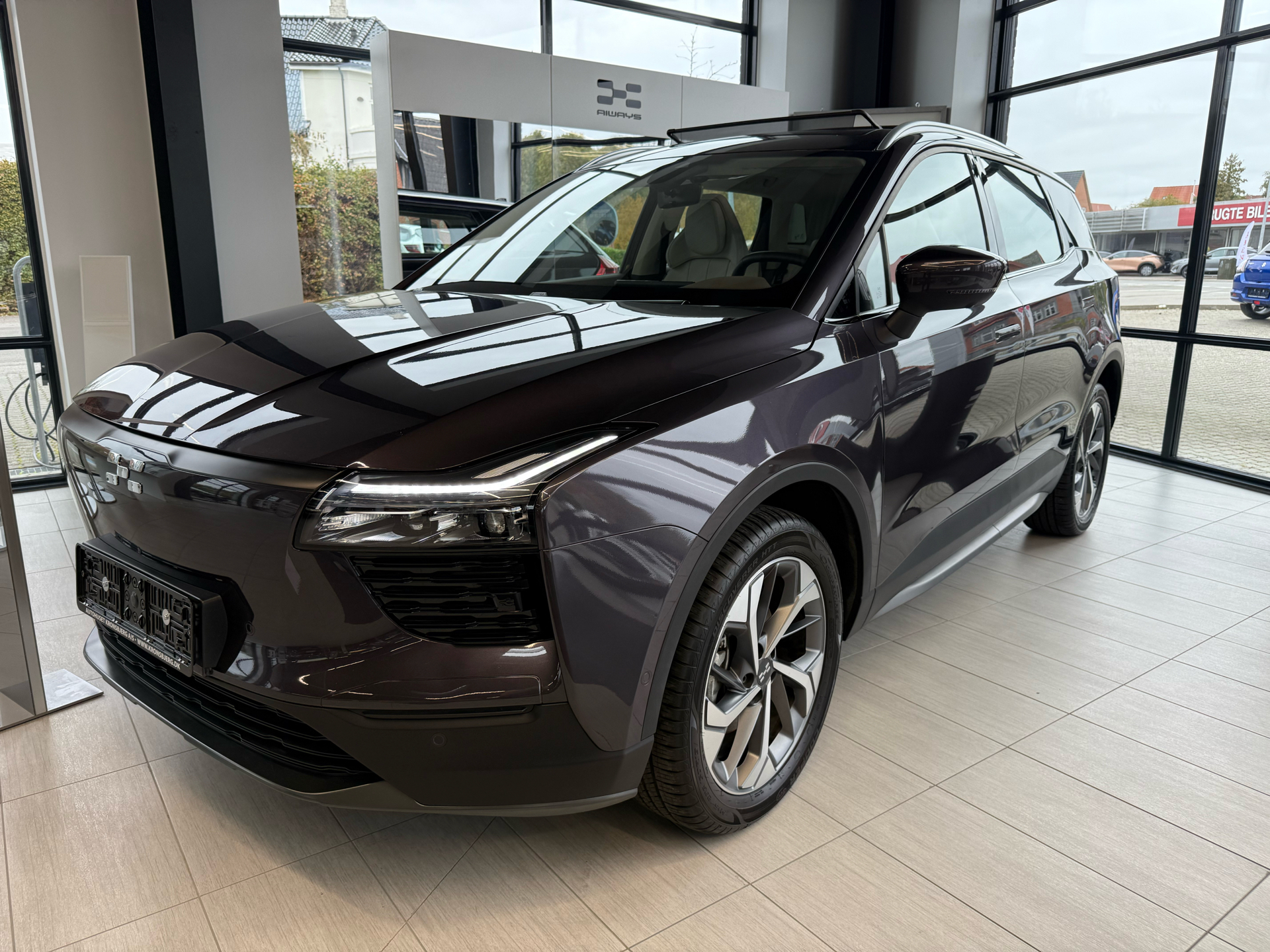 Aiways U5 EL Premium 204HK 5d Aut.