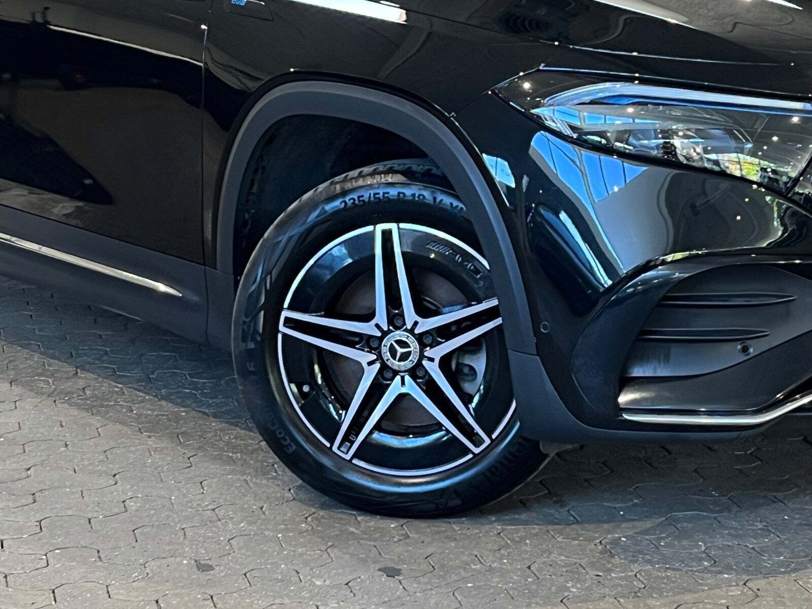 Mercedes EQB350 AMG Line 4Matic 7prs
