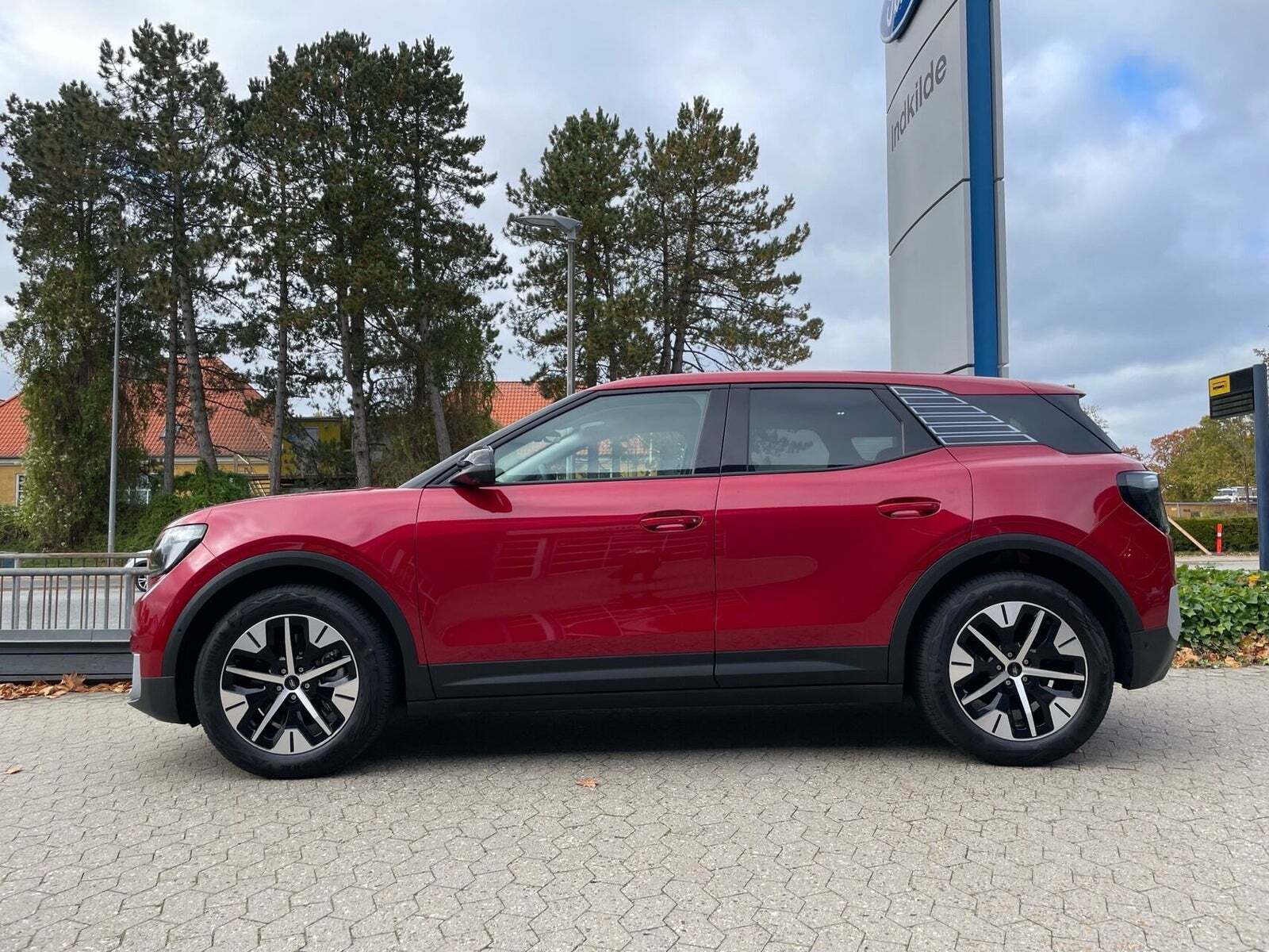 Ford Explorer 82 Select Extended Range