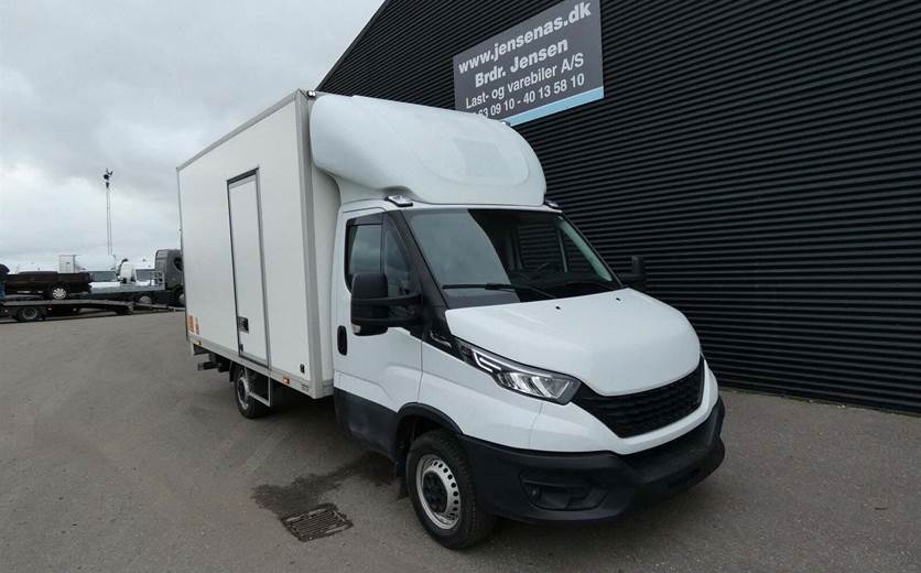 Iveco Daily 2,3 35S16 Alukasse m/lift AG8