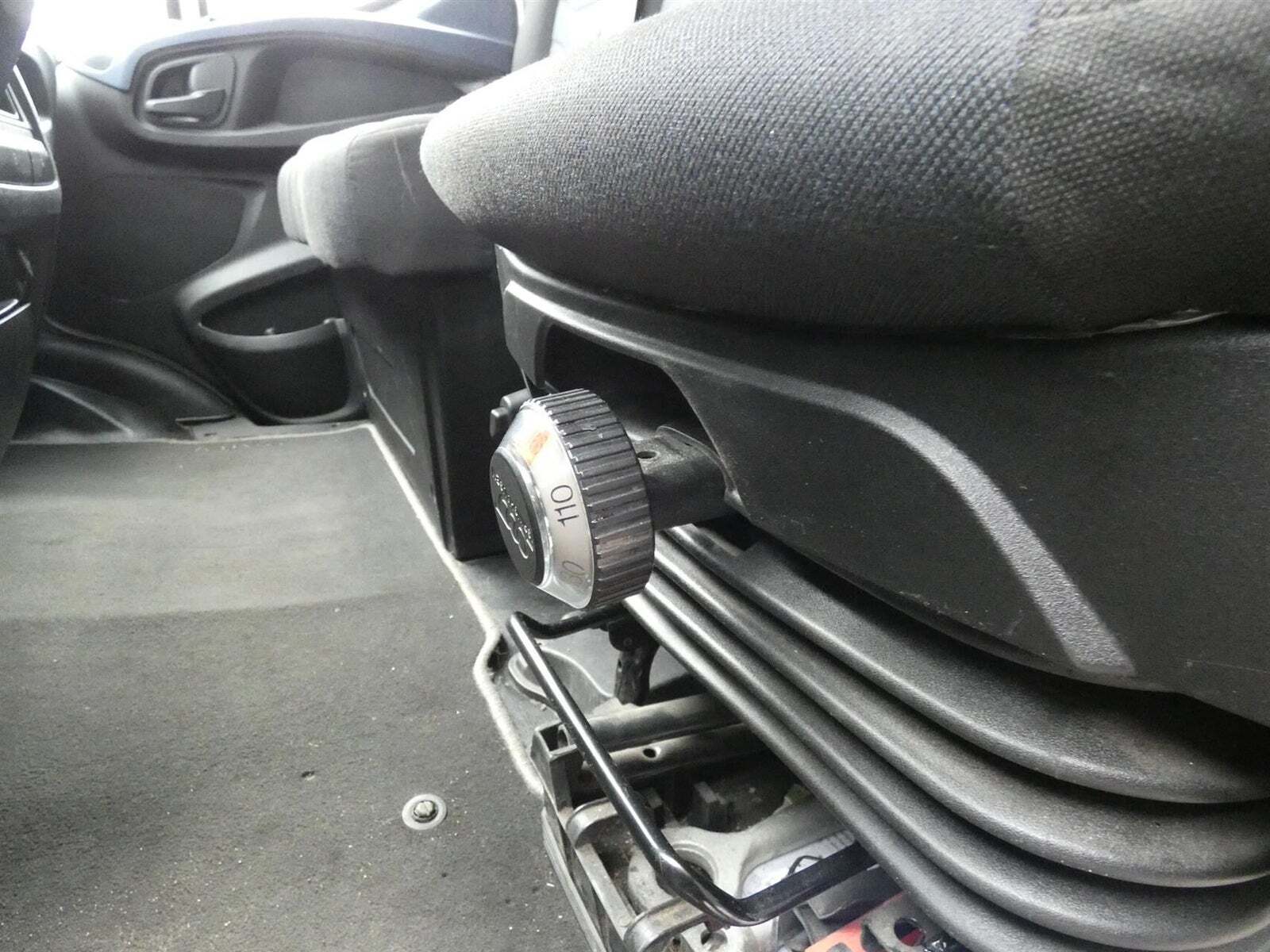 Hvid Iveco Daily fra 2022