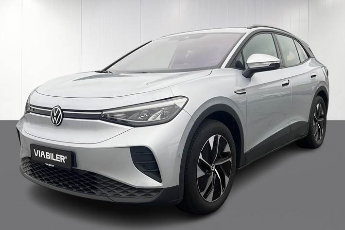 Sølv VW ID.4 fra 2023 set udefra