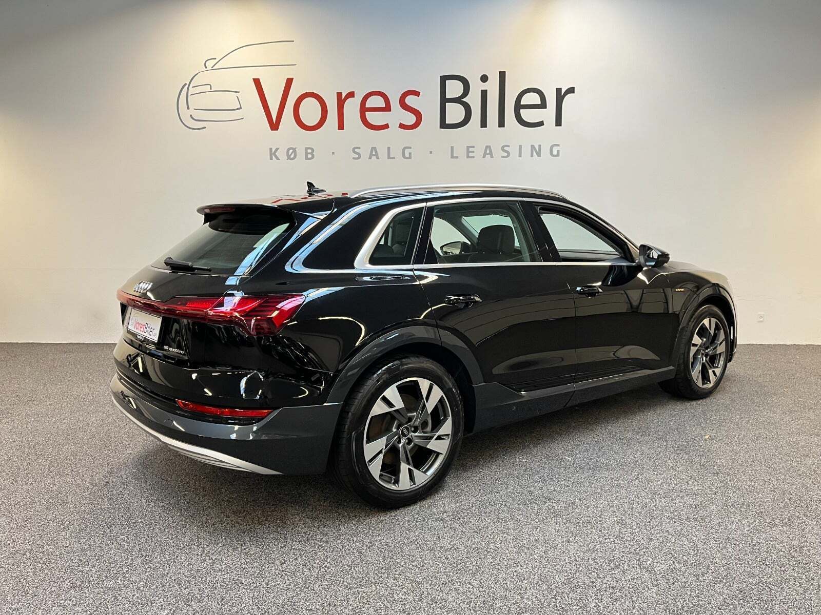 Sort Audi e-tron fra 2022