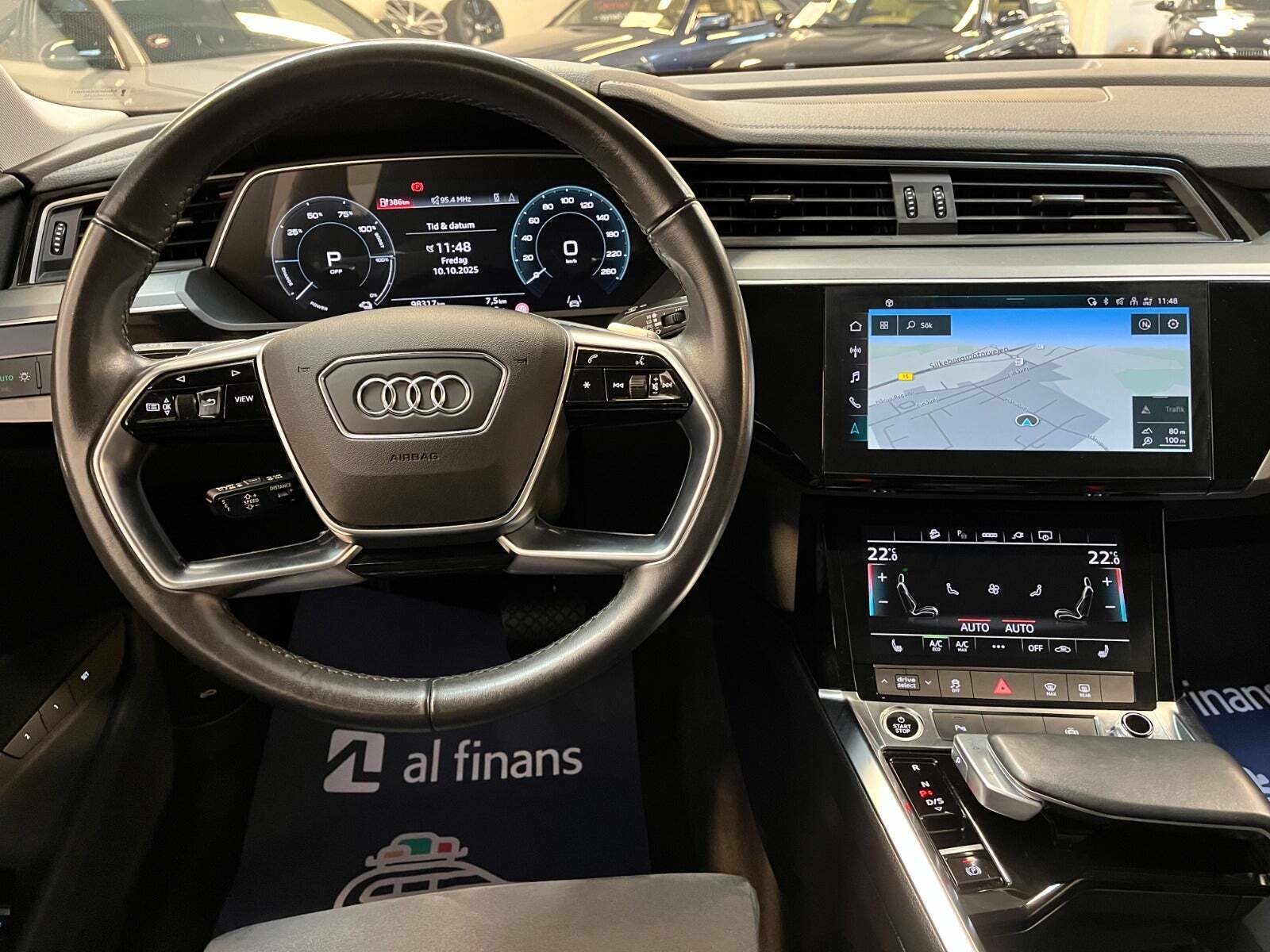 Sort Audi e-tron fra 2022
