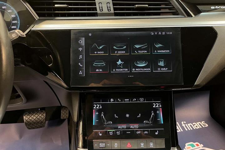 Sort Audi e-tron fra 2022