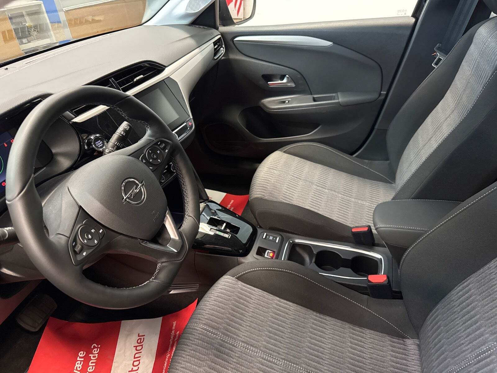 Sort Opel Corsa-e fra 2023