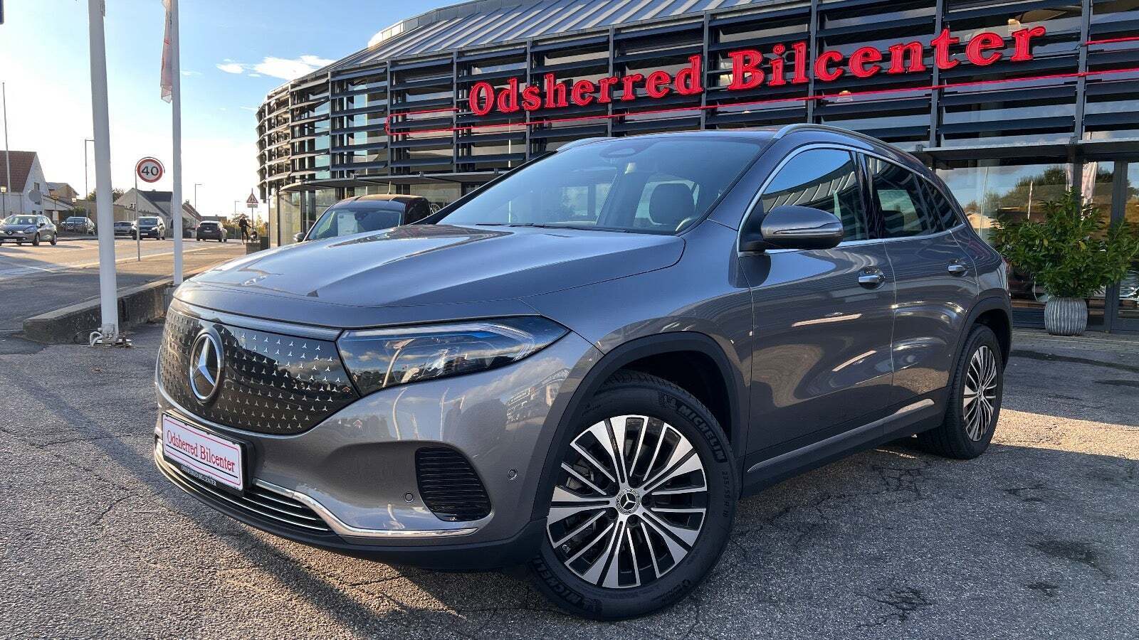 Mercedes EQA300 4Matic