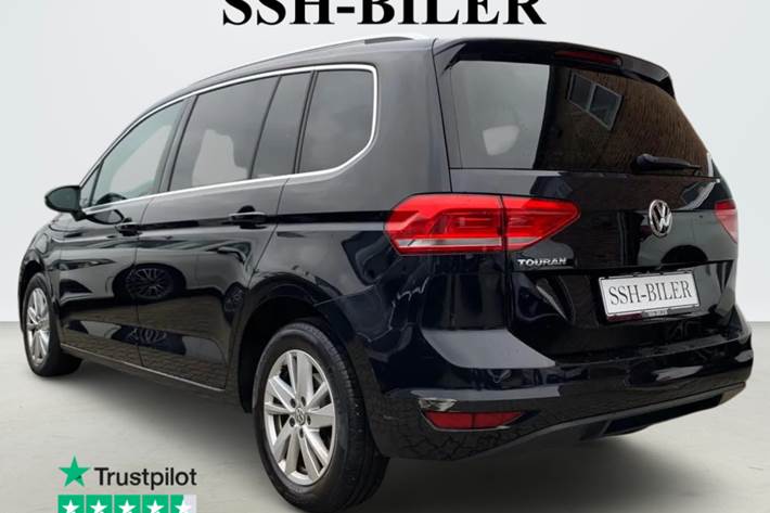 Sort VW Touran fra 2020