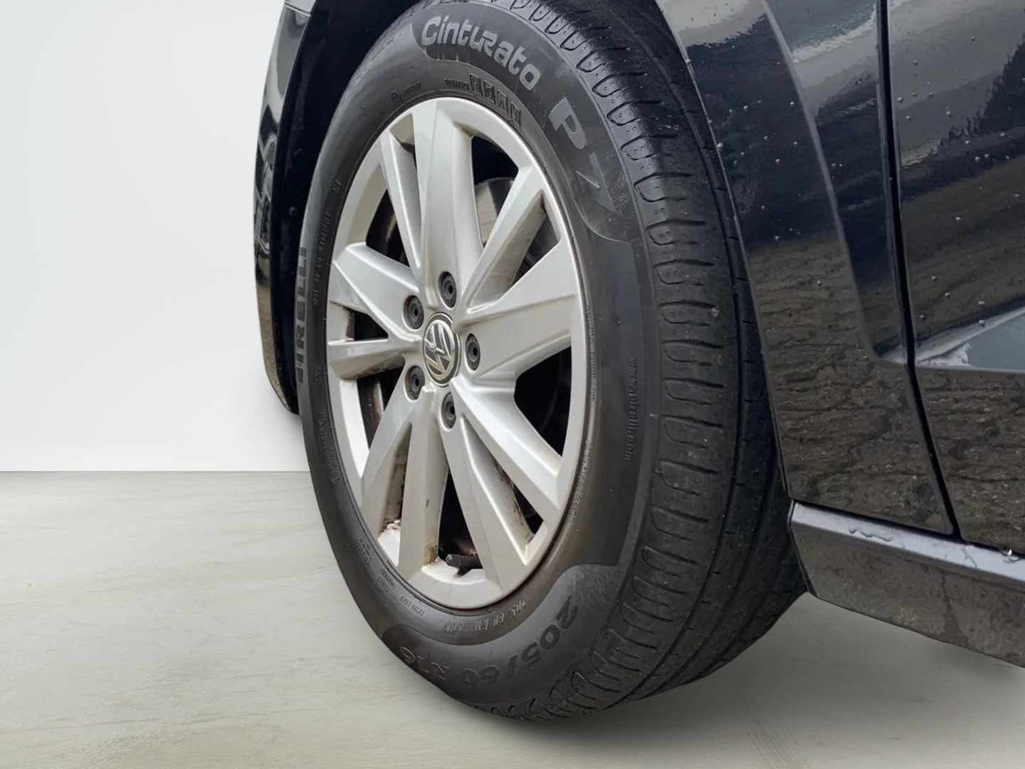 Sort VW Touran fra 2020