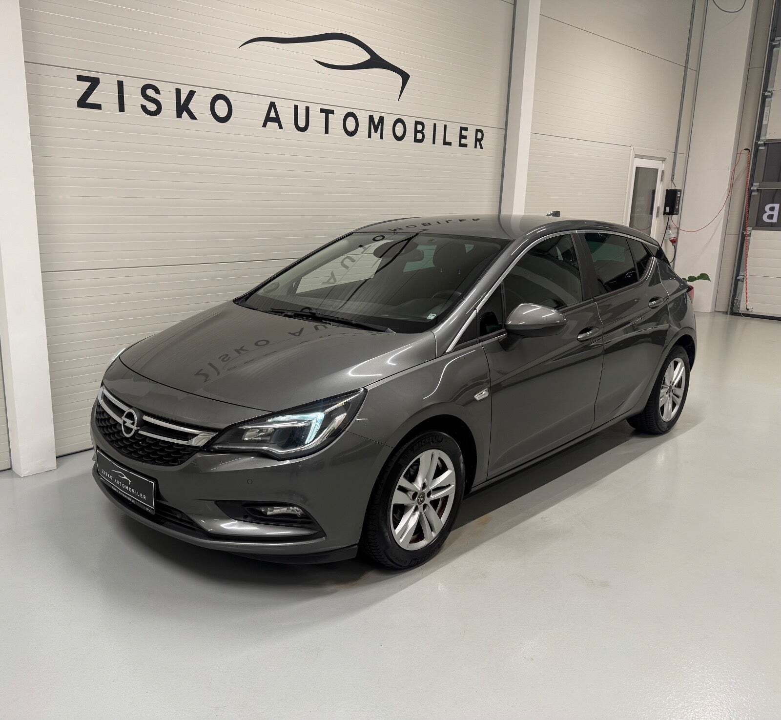 Opel Astra 1,6 CDTi 110 Enjoy