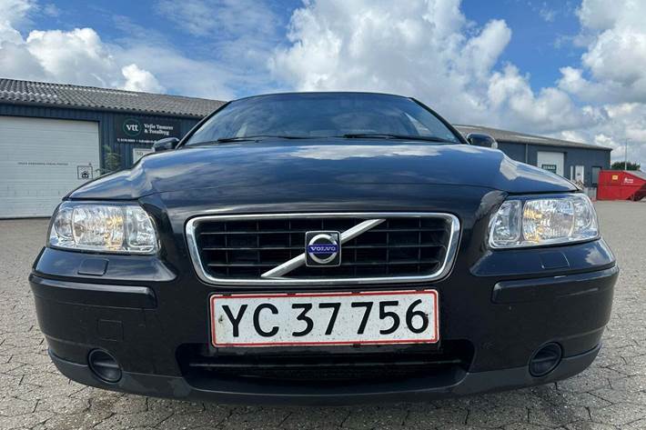 undefined Volvo S60 fra 2006 set udefra