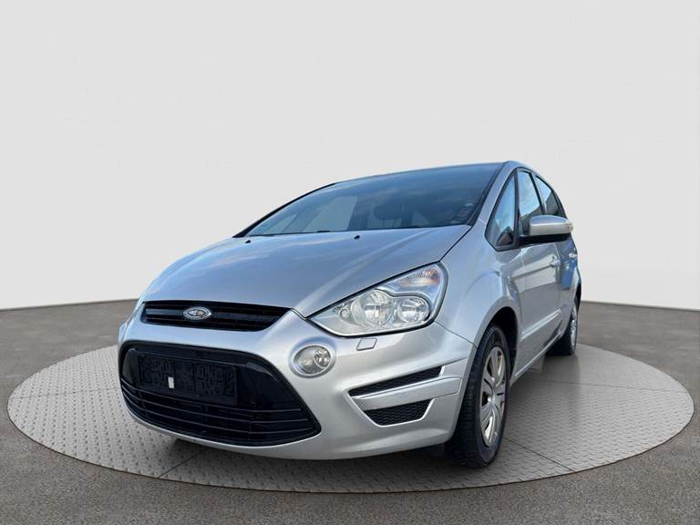 Ford S-MAX 2,0 TDCi 140 Titanium 7prs