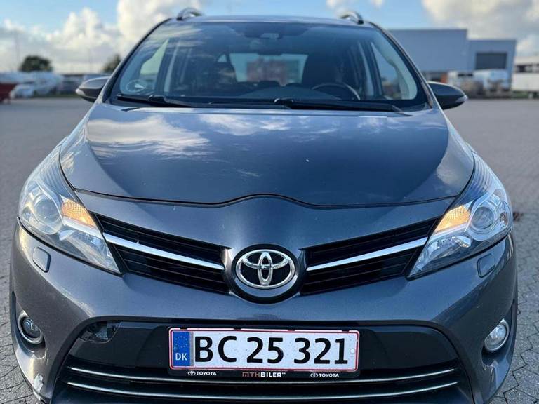 Toyota Verso 1,6 D-4D T2 Premium 7prs