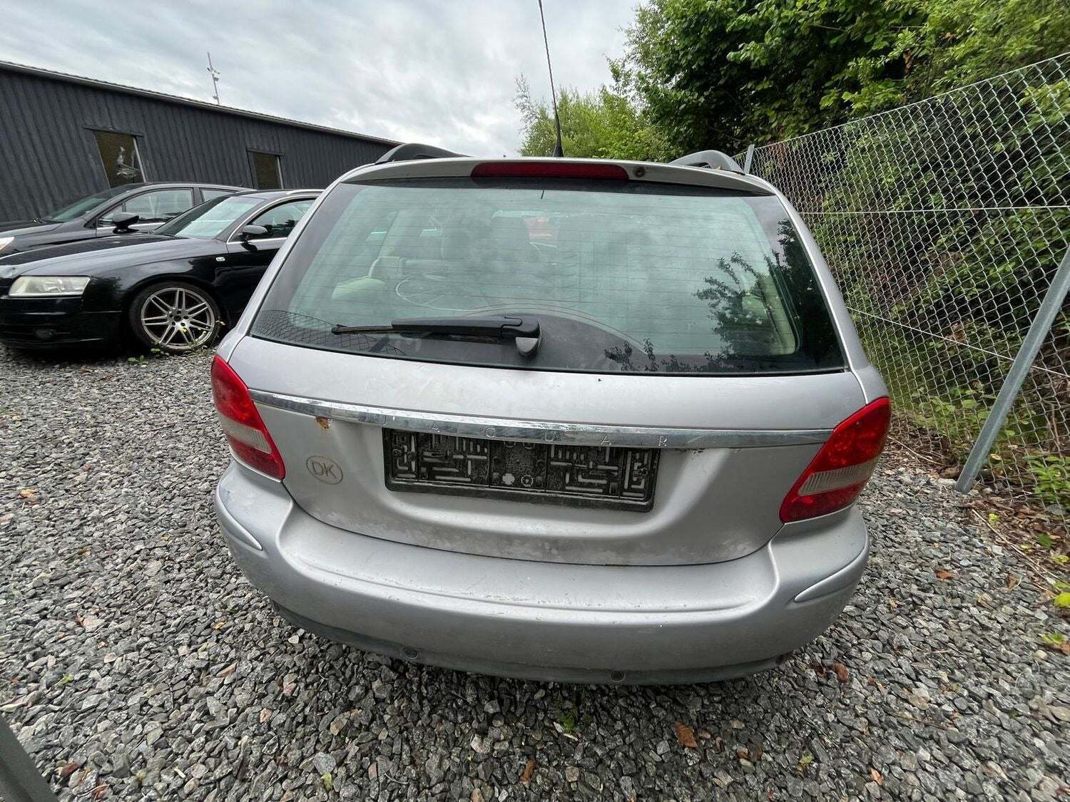 undefined Jaguar X-type fra 2004 set udefra