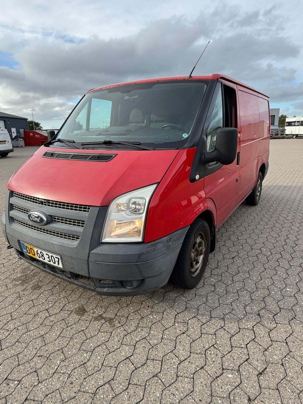 Ford Transit 260S Van 2,2 TDCi 100 Basic FWD