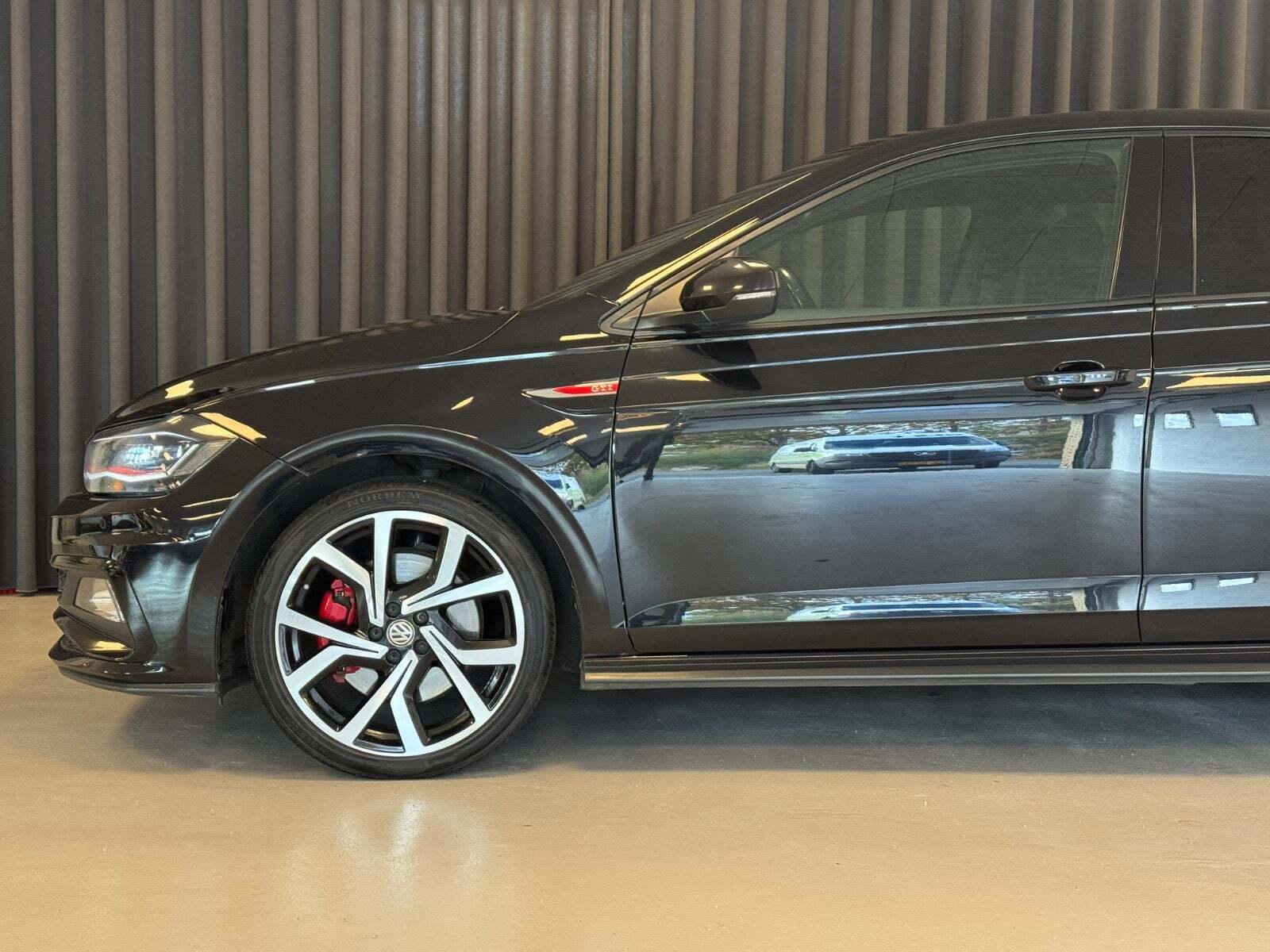 Sort VW Polo fra 2018