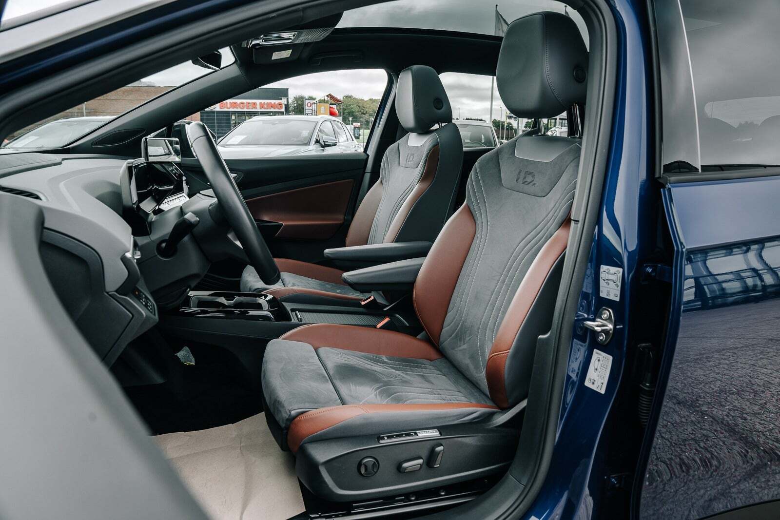 VW ID.4 77 1ST Pro Performance Max