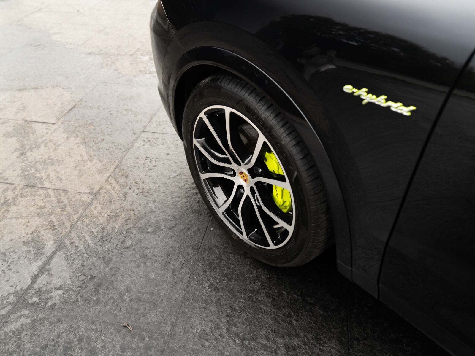 Porsche Cayenne 3,0 E-Hybrid Coupé Tiptr.