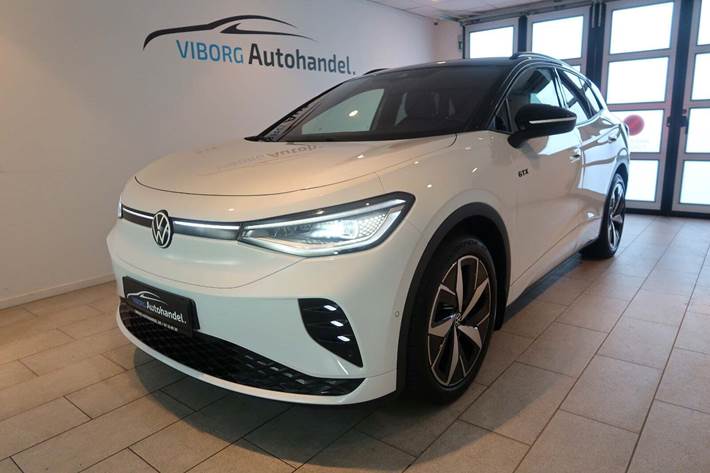 Hvid VW ID.4 fra 2023 set udefra