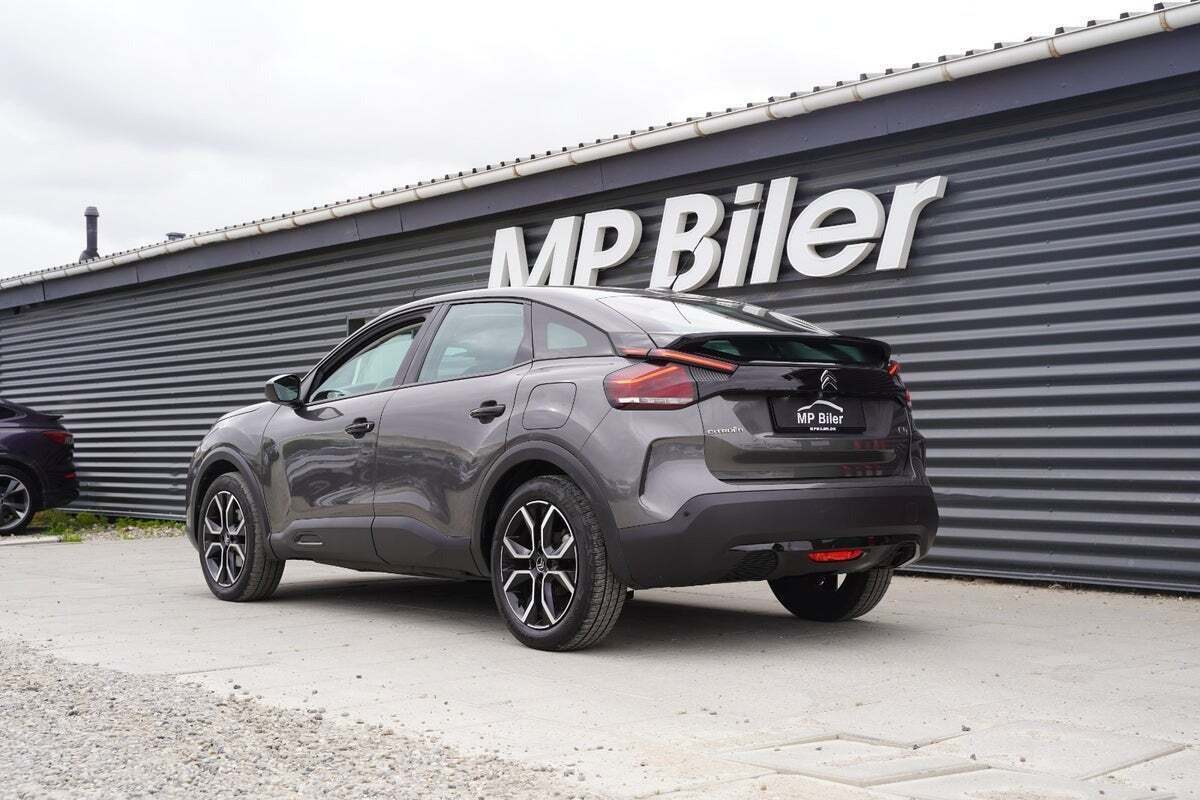 Grå Citroën C4 fra 2021