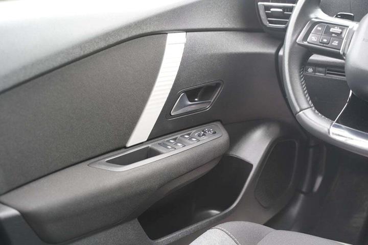 Grå Citroën C4 fra 2021