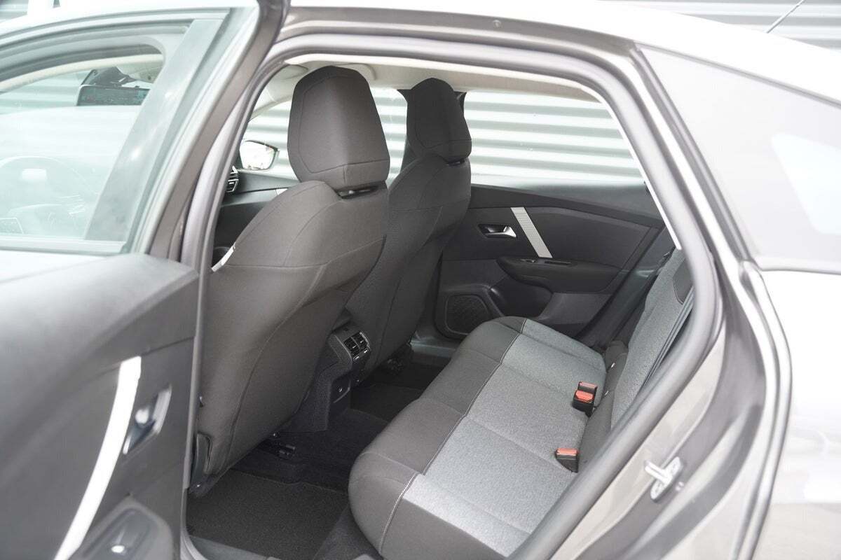 Grå Citroën C4 fra 2021