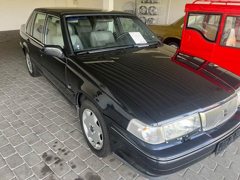 Volvo S90