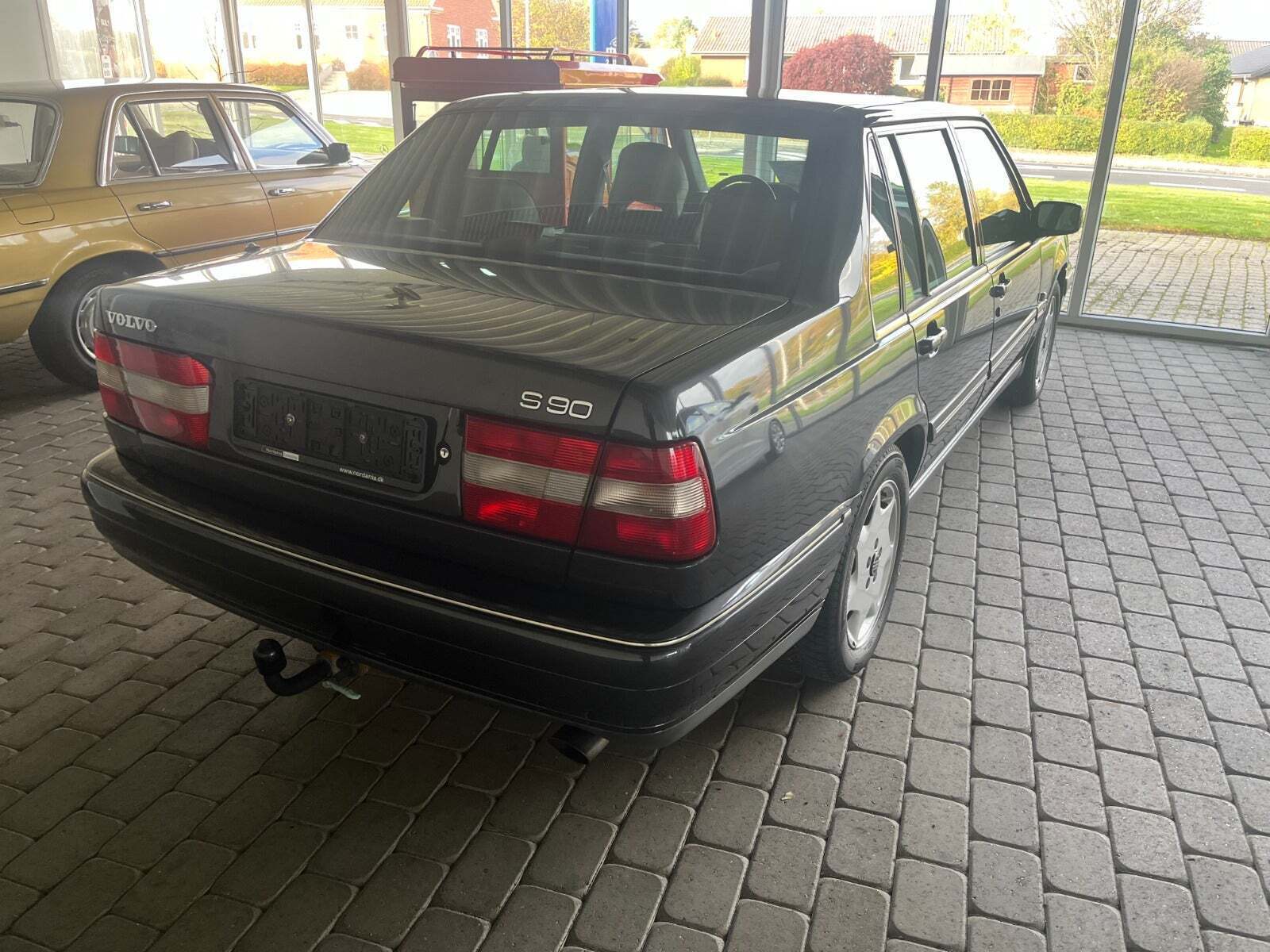 Volvo S90