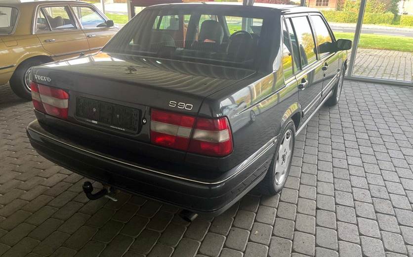 Volvo S90