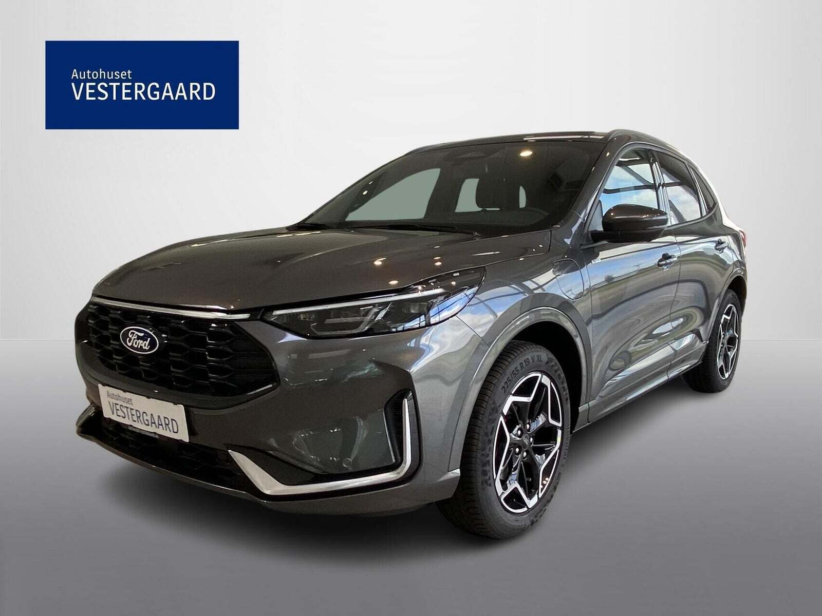 Ford Kuga 2,5 PHEV ST-Line X CVT