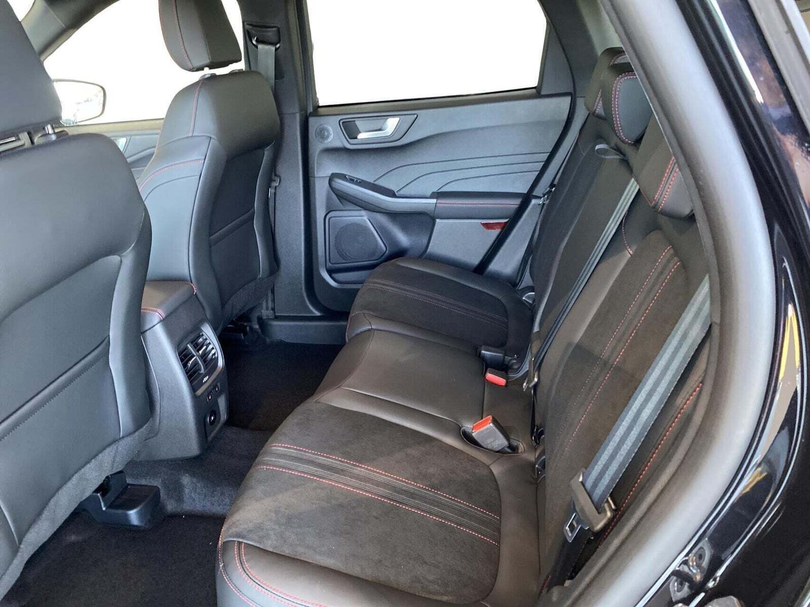 Ford Kuga 2,5 PHEV ST-Line X CVT