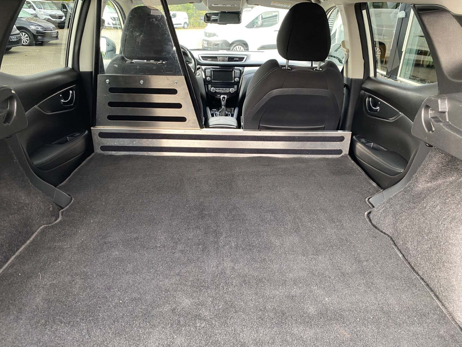 Hvid Nissan Qashqai fra 2019