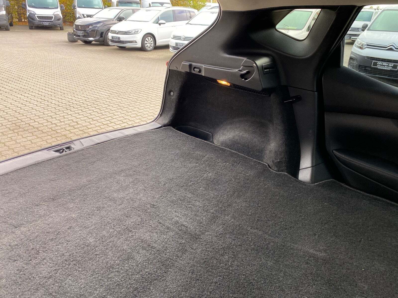 Hvid Nissan Qashqai fra 2019