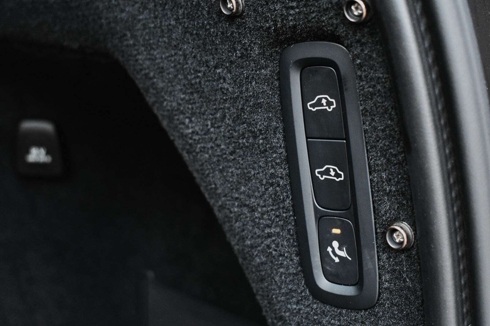 Sort Volvo XC90 fra 2022