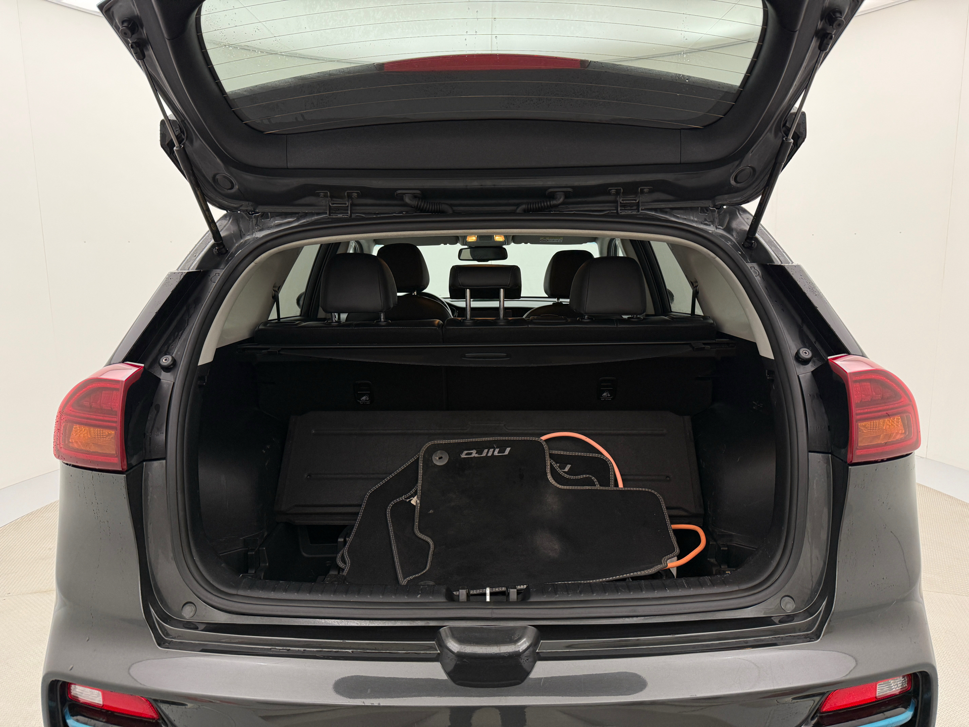 Grå Kia e-Niro fra 2022