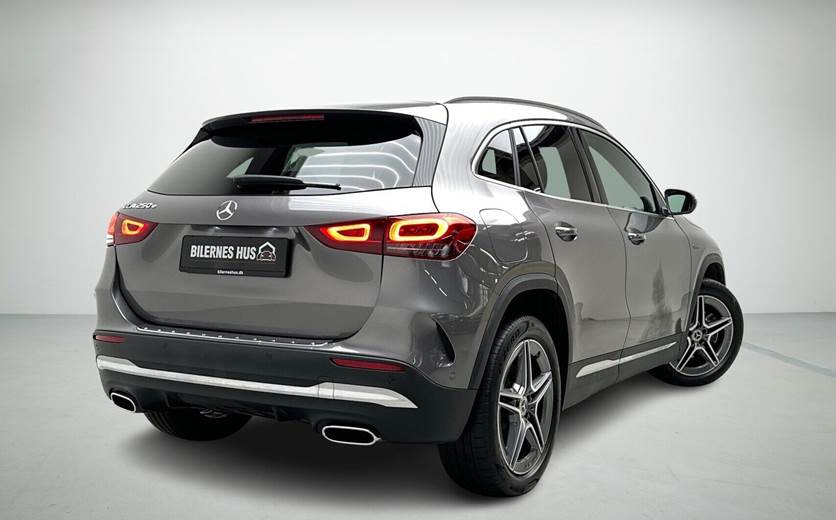 Mercedes GLA250 e