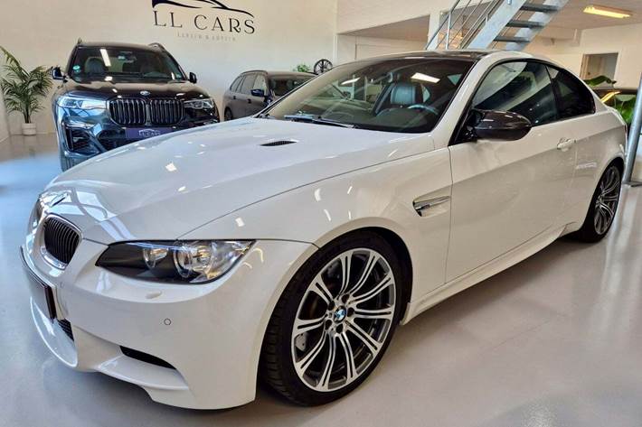 undefined BMW M3 fra 2009 set udefra